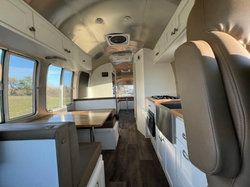 1975-Airstream-Argosy-26-04