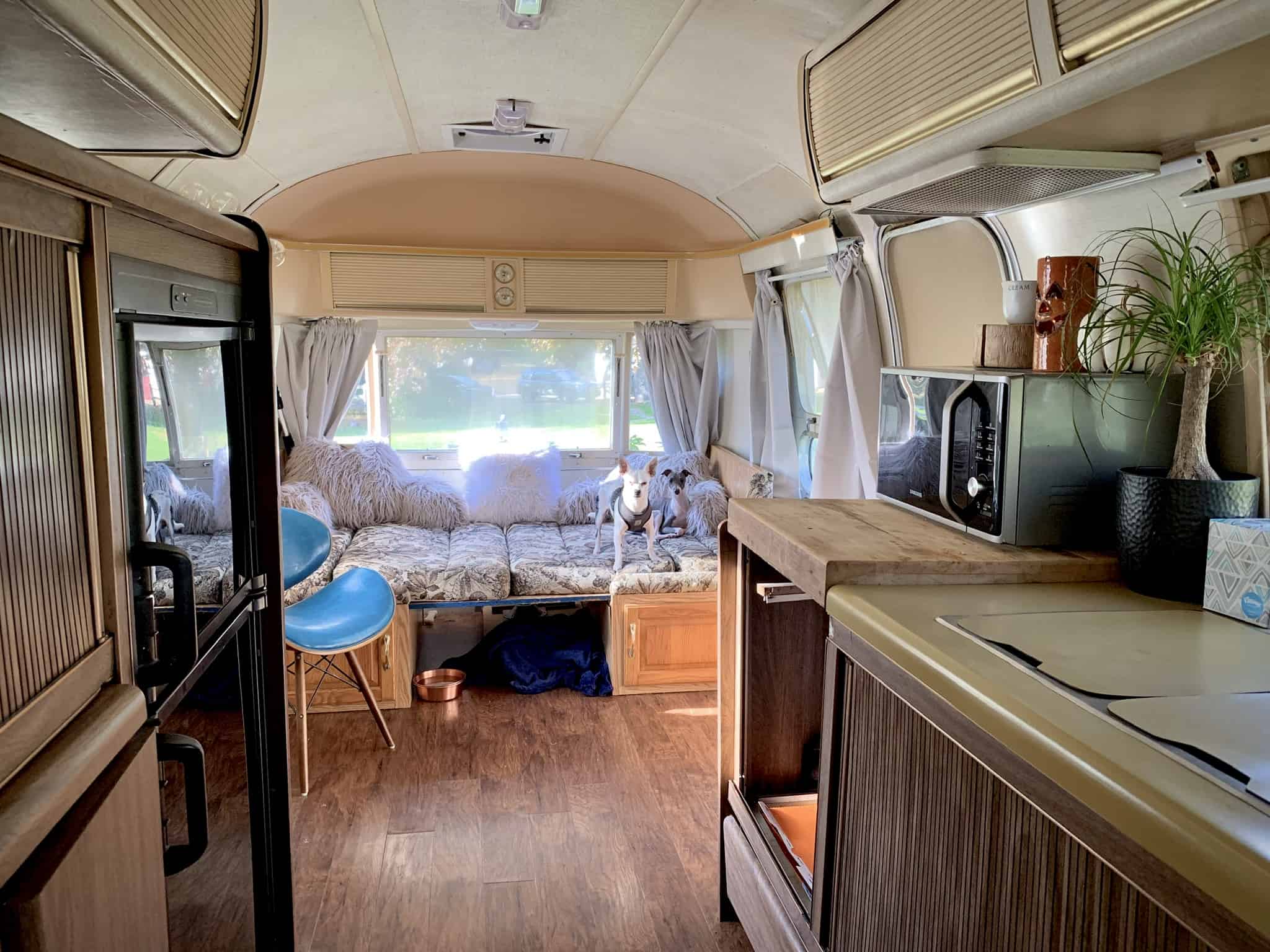 1976 Airstream 31FT Sovereign For Sale in Battle Creek Airstream