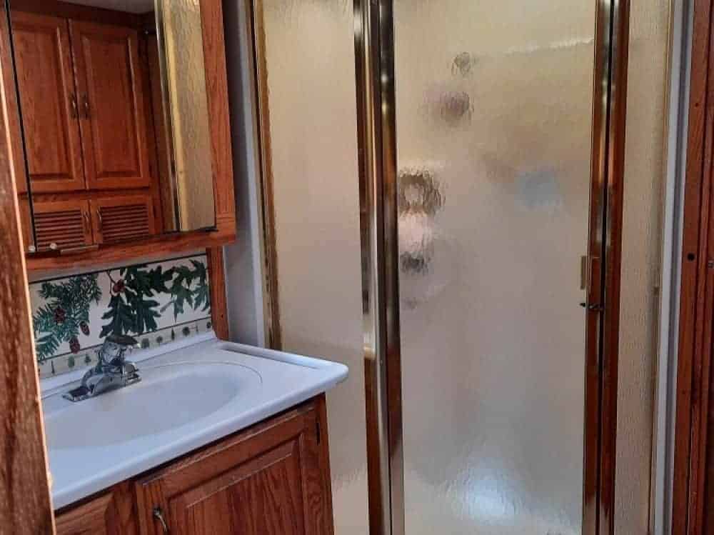 2001 Airstream 36FT Land Yacht Motorhome For Sale in Eau Claire