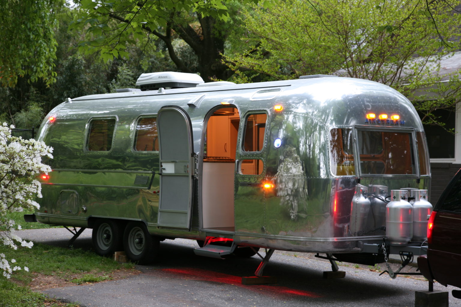 1971 Airstream 27FT Overlander For Sale in Harpers Ferry Airstream