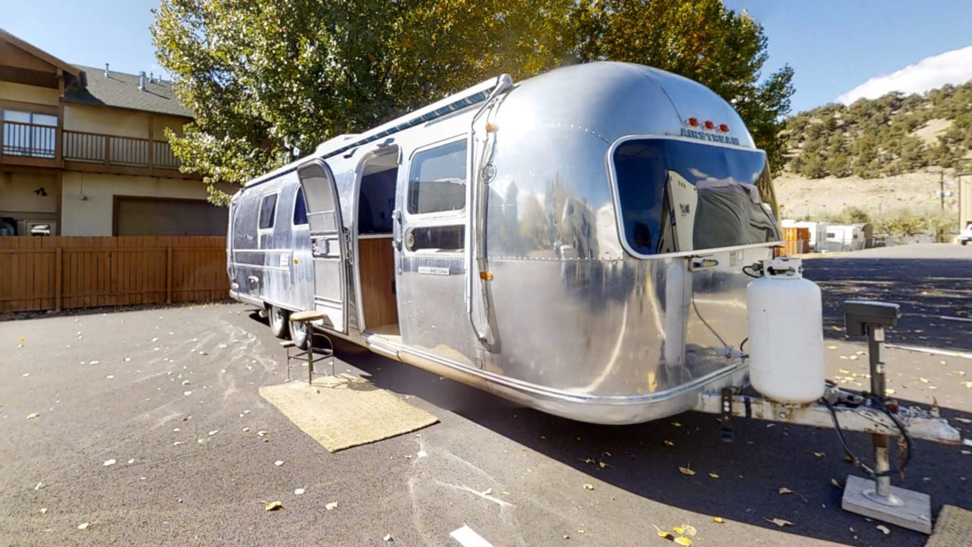 AIRSTREAM_AD_1