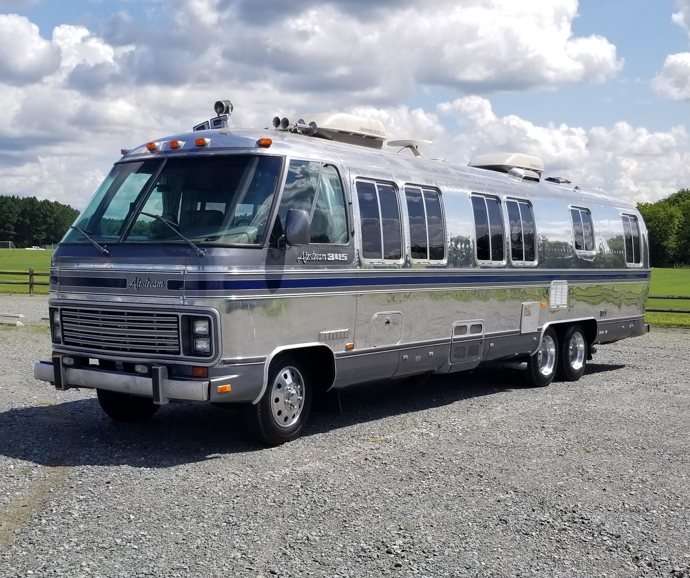 Airstream rv deals for sale
