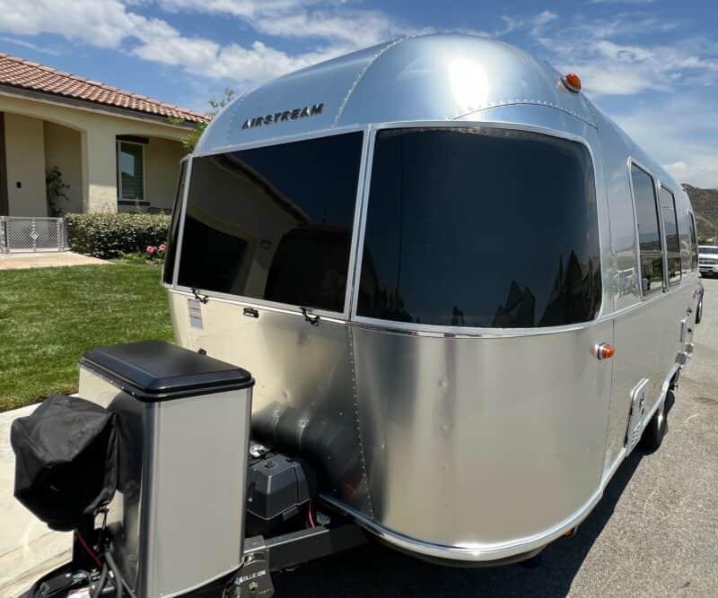 Airestream front and right side