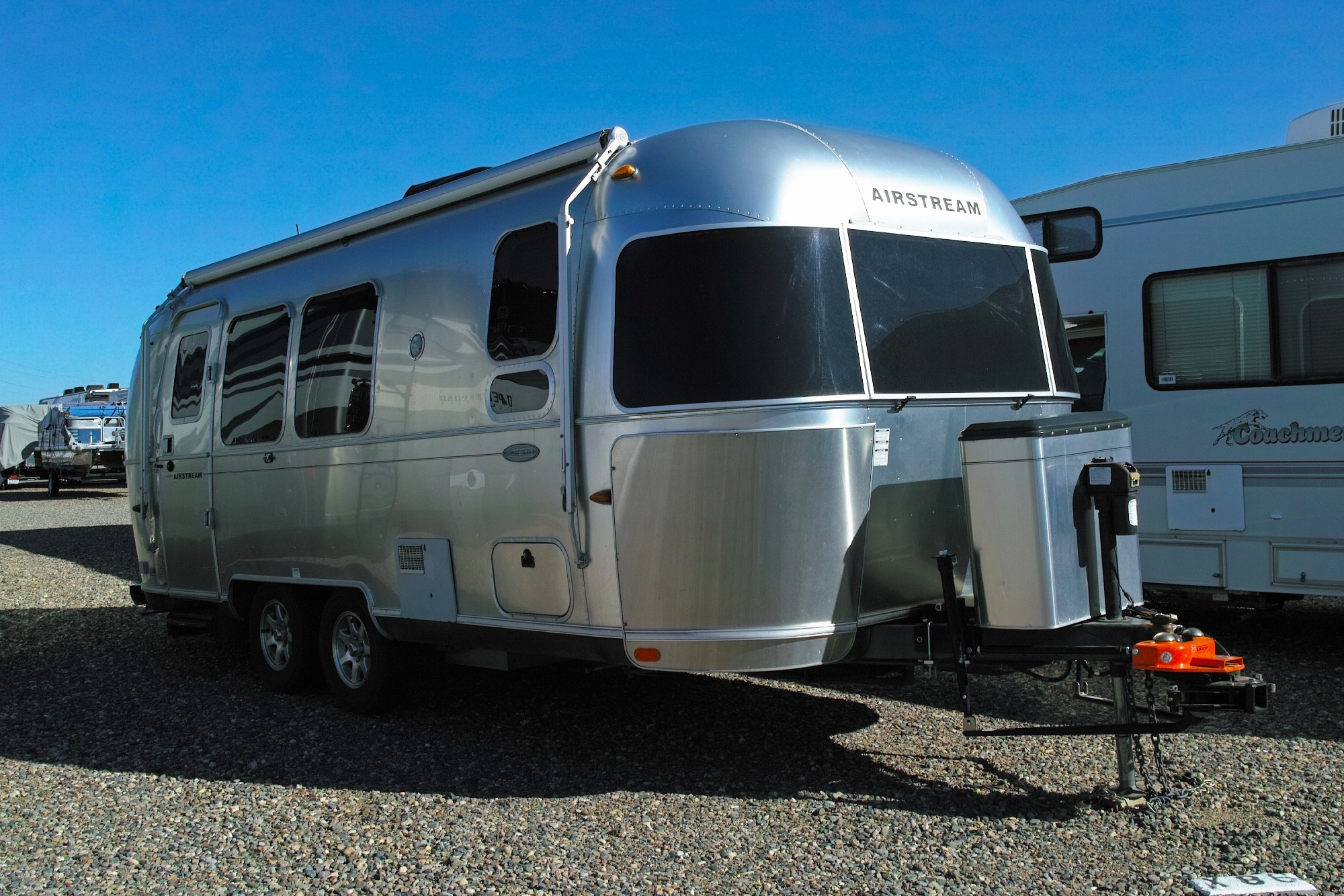 www.airstreammarketplace.com