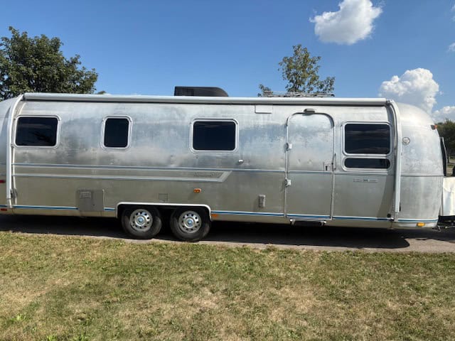 1979 31' International For Sale In GROVE CITY, Ohio - Airstream Marketplace