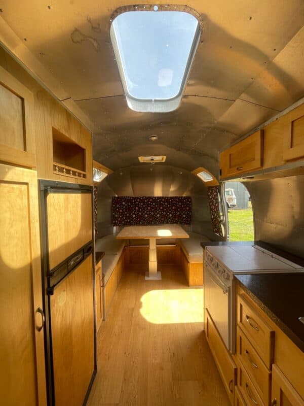 1970 28' Overlander For Sale In Ventura, California - Airstream Marketplace
