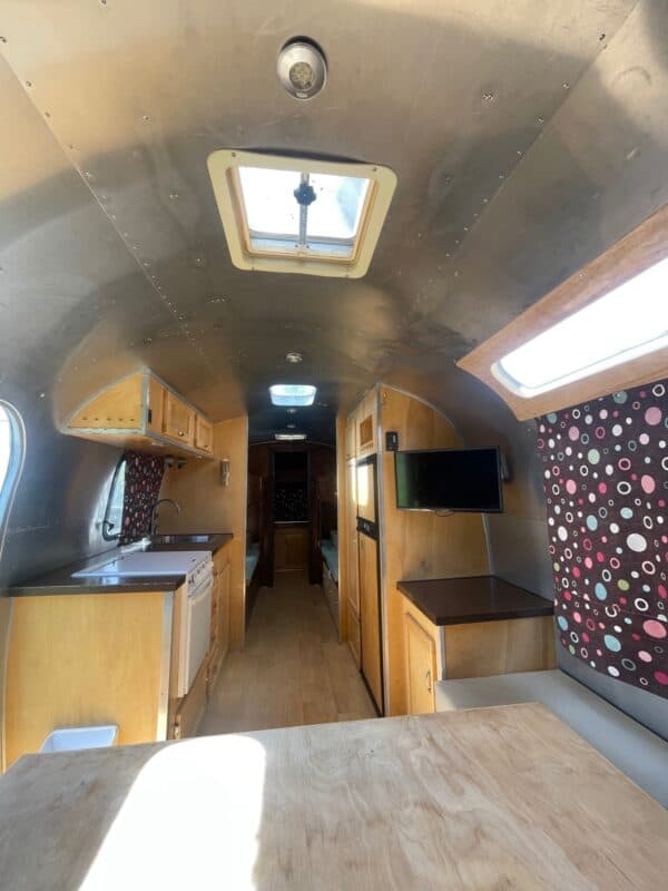 1970 28' Overlander For Sale In Ventura, California - Airstream Marketplace