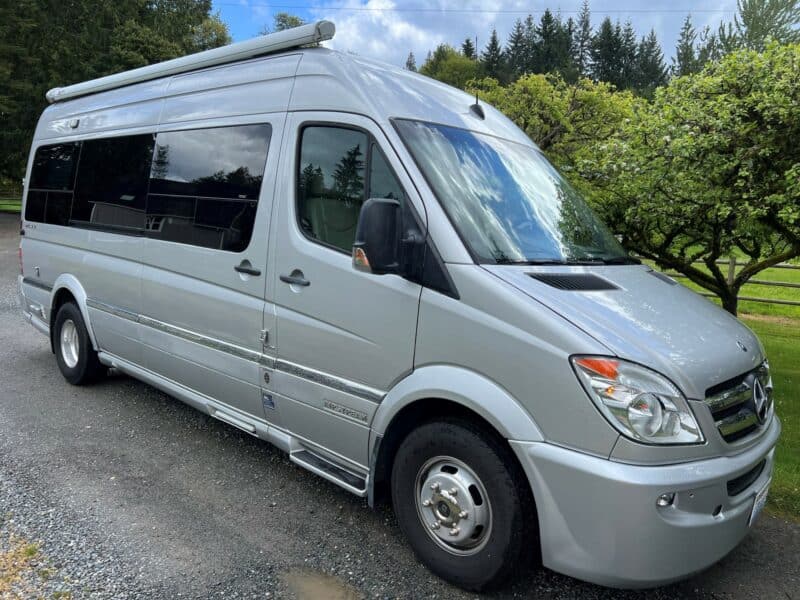 Van-1
