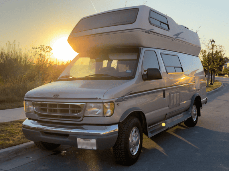 airstream-b1901