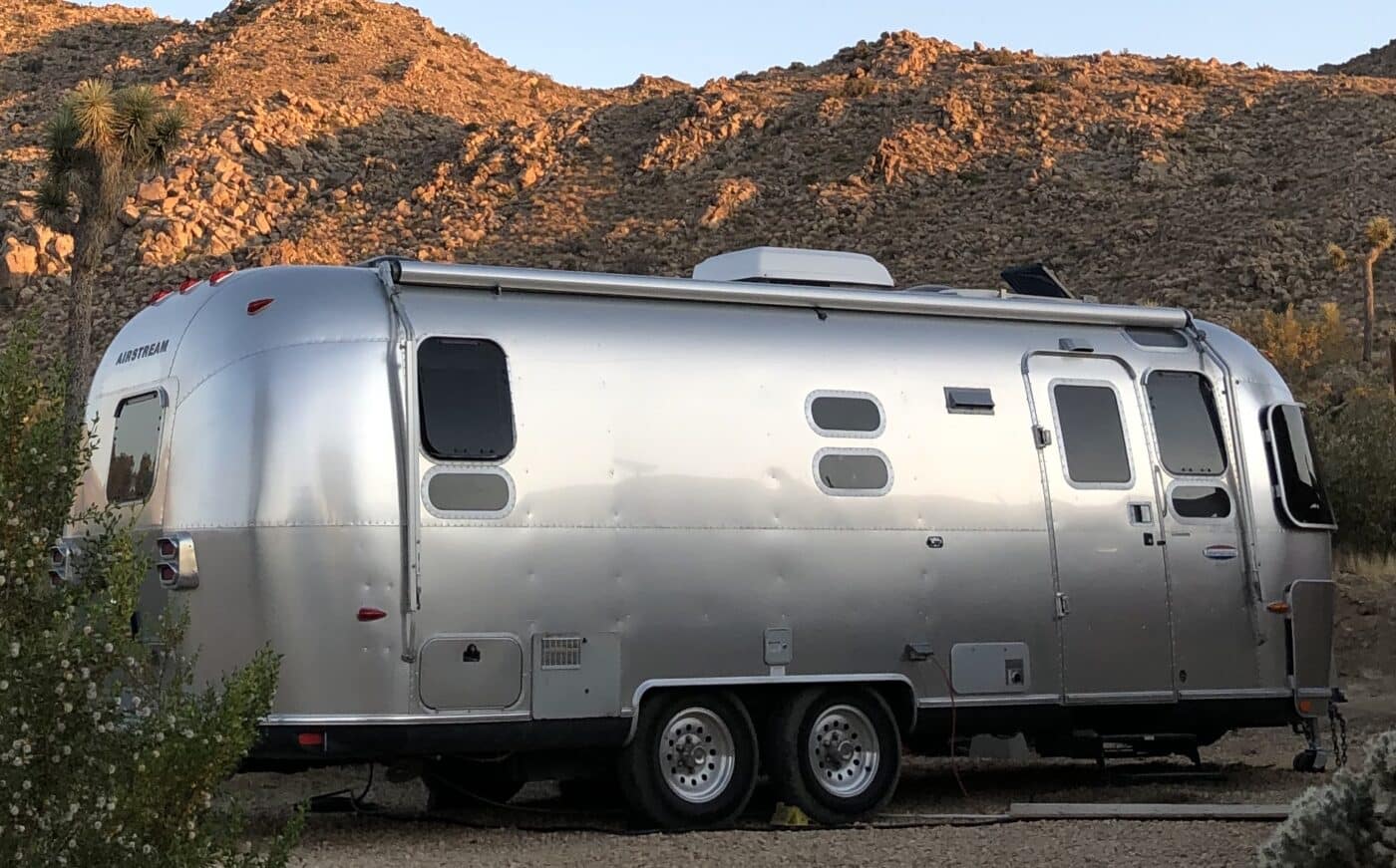 Airstream-side-1