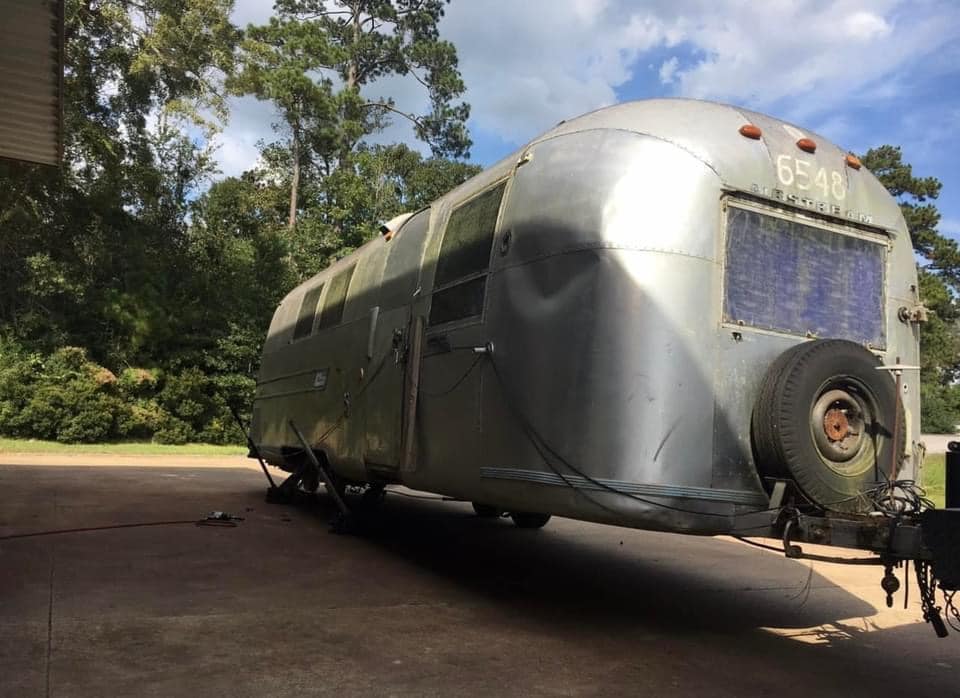 1968 airstream land yacht weight