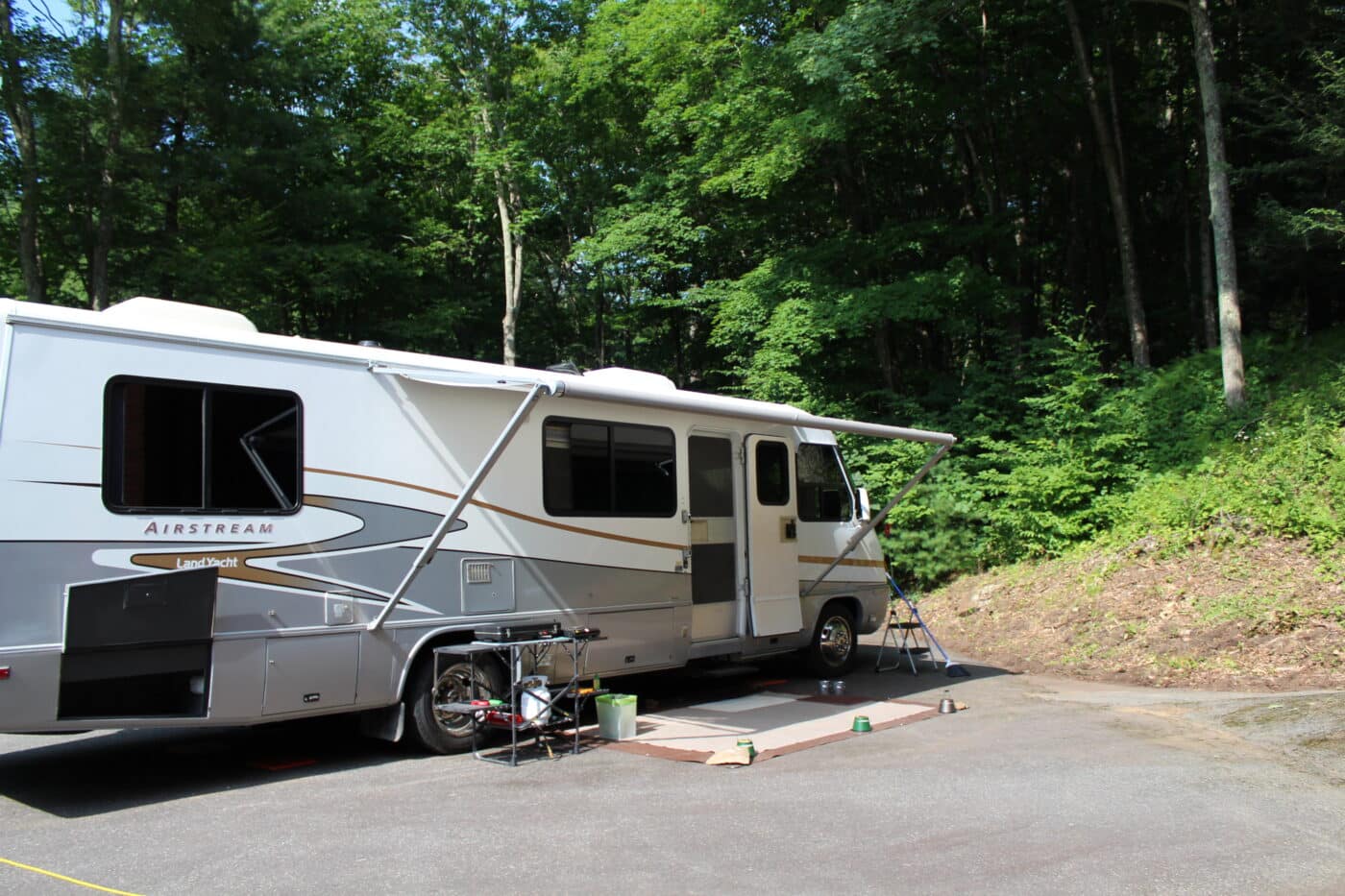 2002 airstream land yacht for sale